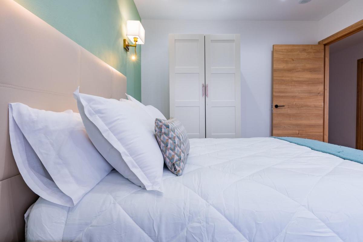 Apartamentos Montes Vindios Cangas de Onis Luaran gambar