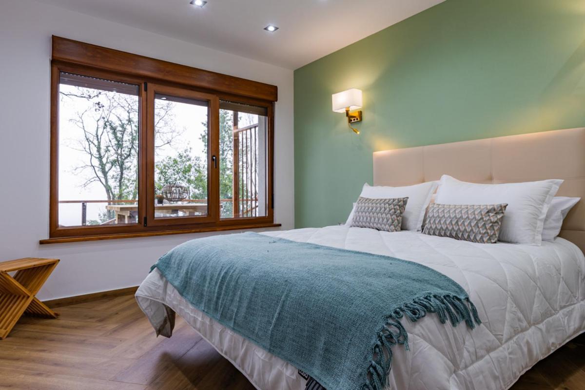 Apartamentos Montes Vindios Cangas de Onis Luaran gambar