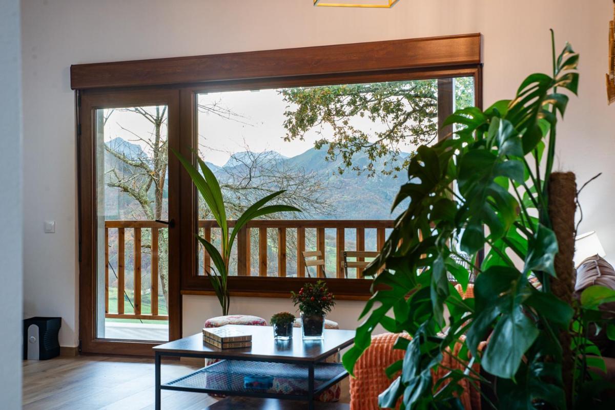 Apartamentos Montes Vindios Cangas de Onis Luaran gambar